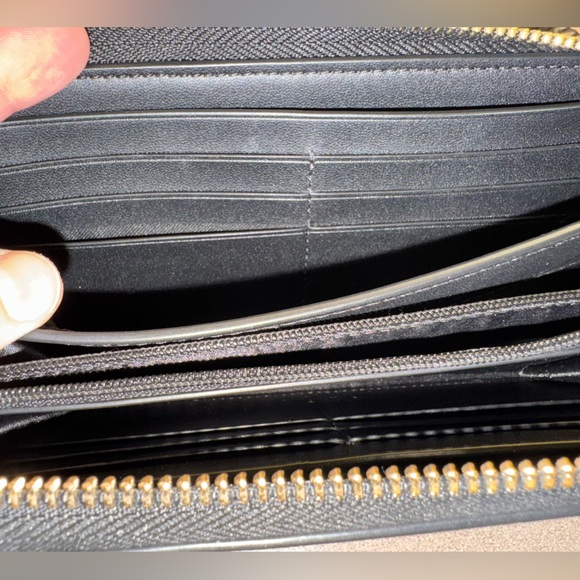 LIKE NEW: Kate Spade Madison Large Continental Wallet - Picture 7 of 9